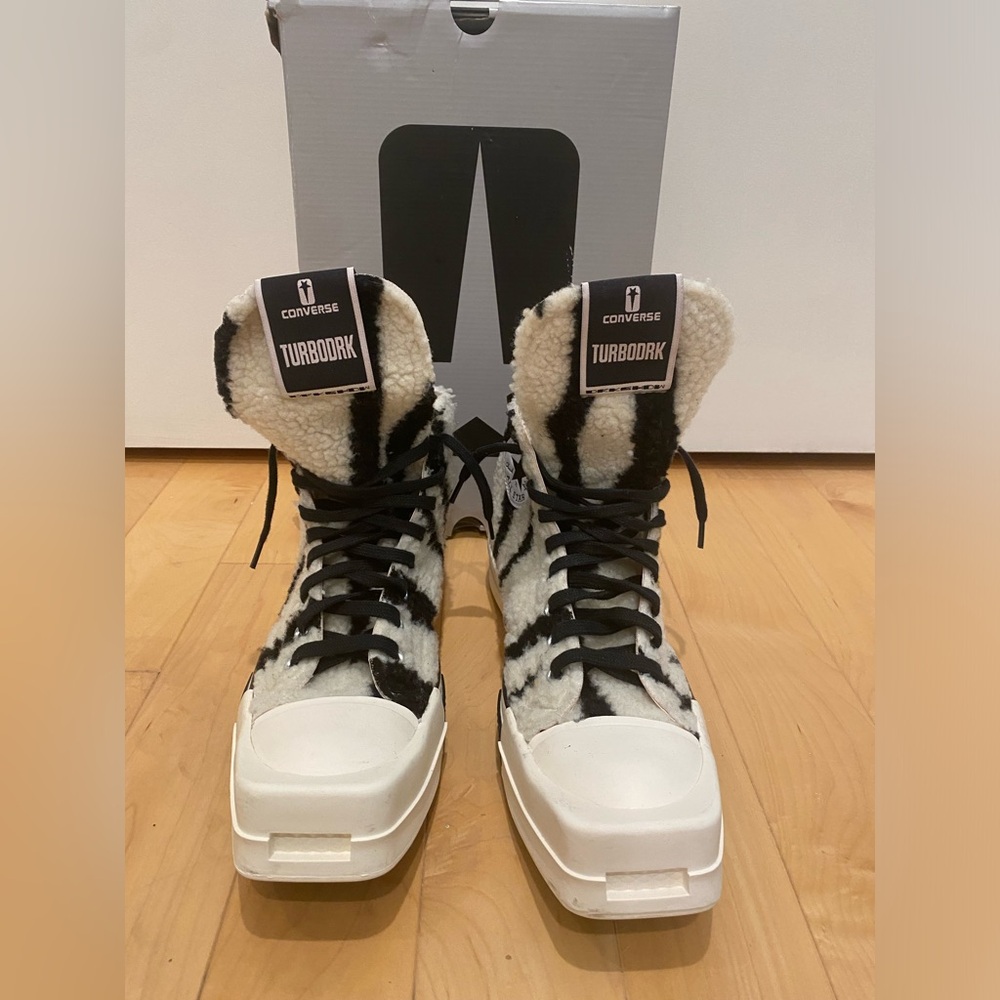 Converse
x Rick Owens DRKSHDW Turbodrk Chuck Taylor All-Star 70 Hi sneakers 9.5